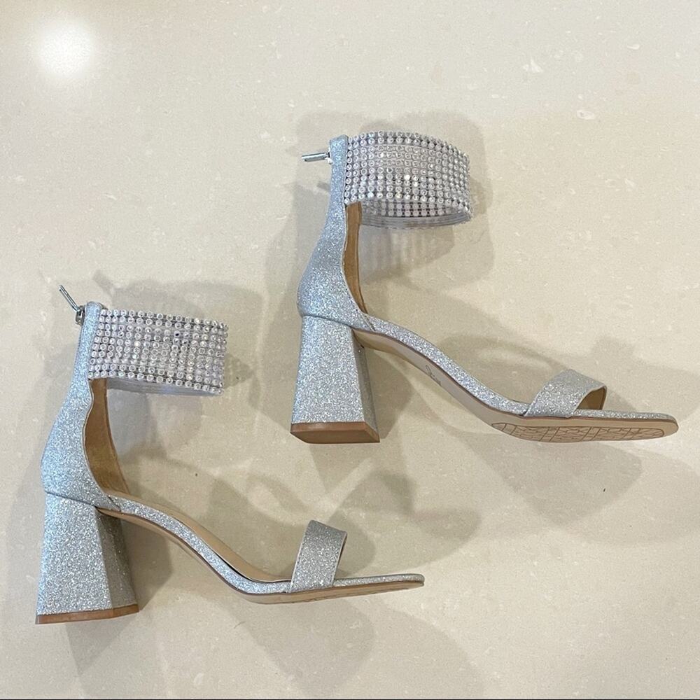 Jewel Badgley Mischka Fennella Rhinestone Silver Glitter Chunky Heel Sandals 8 - Picture 8 of 11